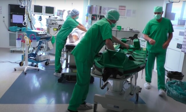 Ile zarobią medycy? / YouTube:  Escape Mobility Company International