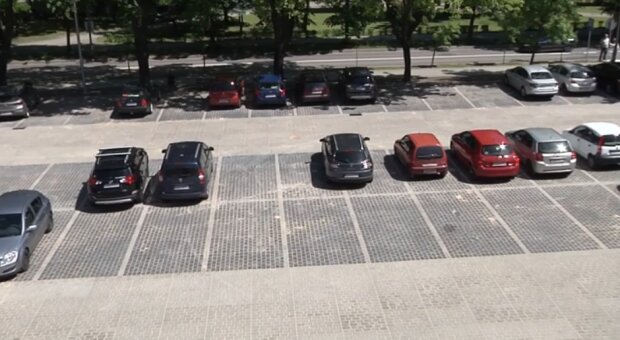 Parking/ YouTube: iTVregion