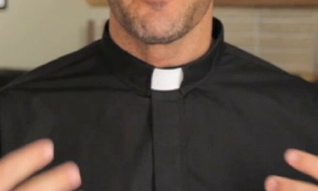 Ksiądz/screen Youtube