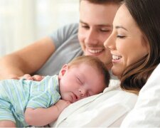 Zostałem wysłany do sierocińca. W wieku dwóch lat zostałem adoptowany przez młodą parę