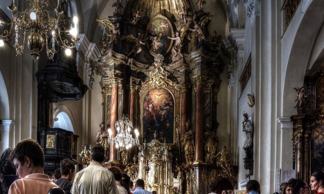 Sanepid zwrócił się z ważnym apelem. Wierni z jednego z polskich kościołów zostali narażeni na niebezpieczeństwo