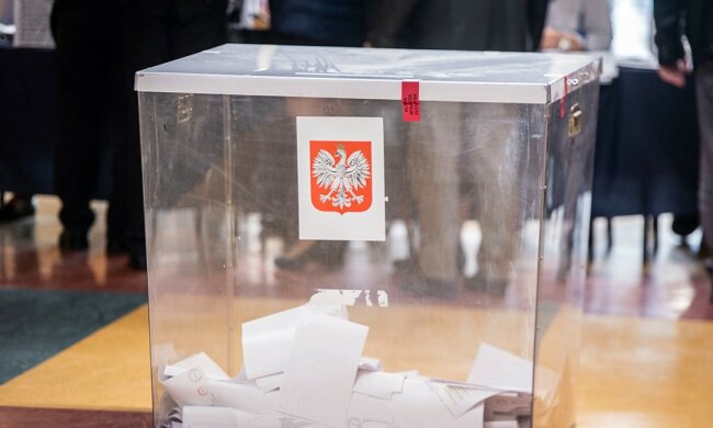 Wybory prezydenckie dotyczą także polityków. Kto im towarzyszył przy urnach wyborczych