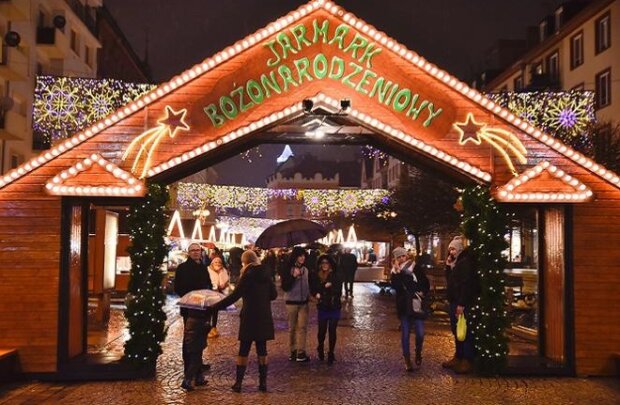 Polski jarmark świąteczny należy do najpiękniejszych w całej Europie. Polecają go nawet na Tajwanie [ZDJĘCIA]