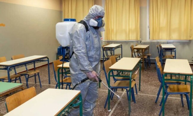 Polskie szkoły i przedszkola sparaliżowane stwierdzeniem COVID-19. Co dalej będzie z naszymi dziećmi