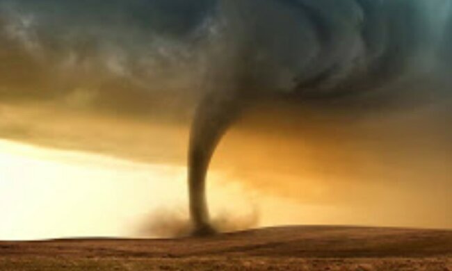 Co nas czeka w najbliższych dniach. Pogoda przyniesie wysokie temperatury i burze. Niż dociera do Polski