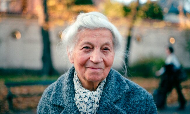 Z życia wzięte. "Wcześniej byłam dla teściowej leniwa i brudna wieśniaczka": Teraz jestem święta, bo zachorowała i nikt nie chce się nią zająć