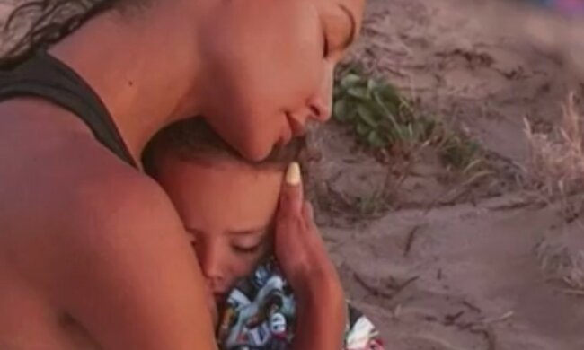 Ostatnie słowa znanej aktorki zapadają w pamięć. Jej 4-letni syn wyznał, co mu powiedziała, zanim odeszła