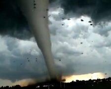 Tornado. Źródło: Youtube grzecho24