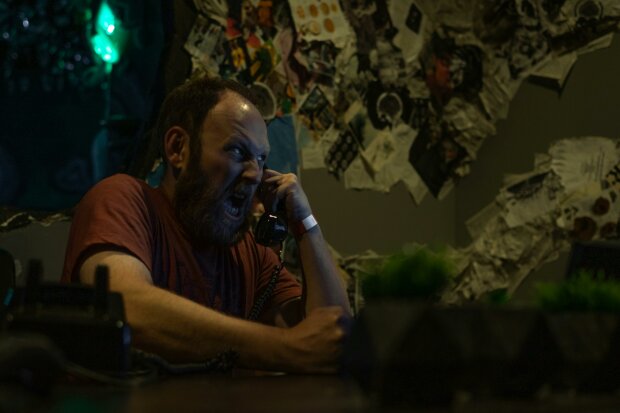 Z życia wzięte. "Mój mąż wrócił z pracy i od razu zaczął krzyczeć, że jest głodny": Problem w tym, że ja sama dopiero co przekroczyłam próg domu