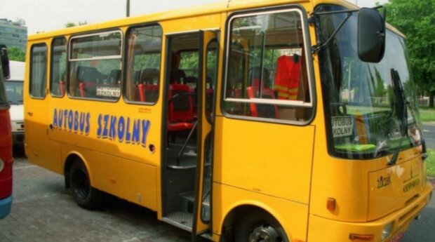 Autobus szkolny. Źródło: radiokrakow.pl