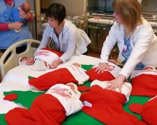 Pracownicy szpitala ubrali niemowlęta na święta. Te zdjęcia rozczulą największego twardziela