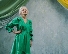 Z życia wzięte. "Opłaciliśmy mamie luksusowe wakacje, by pomogła nam z dzieckiem": Zostałam nianią własnej matki