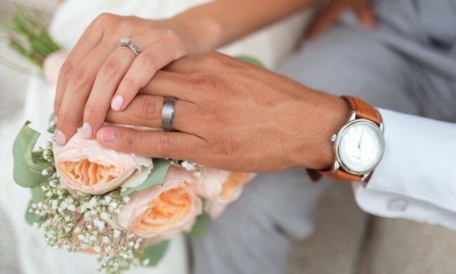 Para Młoda/screen Youtube