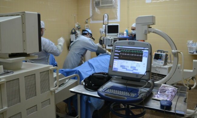 Polityk w szpitalu!/screen YouTube