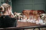Z życia wzięte. "Po odejściu męża zamieszkałam z córką, żeby nie być sama": Zamiast towarzystwa dostałam listę obowiązków i materac w pokoju wnuka