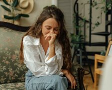 Z życia wzięte. "Dwunasta rocznica ślubu zamieniła się w koszmar": Zamiast życzeń mąż wyrecytował imiona swoich kochanek