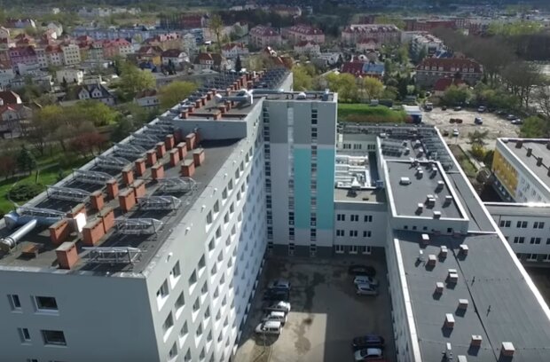 Regionalny Szpital w Kołobrzegu / YouTube:  IntenseCrew