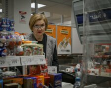 Z życia wzięte. "Dorosły syn nie chciał pracować i wyciągał ręce po moją emeryturę": Teraz sama nie mam za co żyć