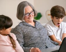 Z życia wzięte. "Syn powiedział, że dobra babcia nigdy nie odmawia opieki nad wnukami": Zapytałam, dlaczego dobry ojciec wciąż od nich ucieka