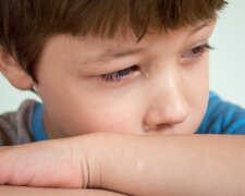 Z życia wzięte. "Teściowa próbowała nas skłócić, ponieważ zdecydowaliśmy się na adopcję": Najbardziej skrzywdziła jednak niewinne dziecko