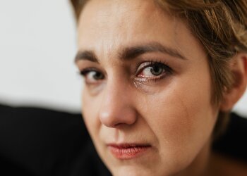 Z życia wzięte. "Myślałam, że znam męża lepiej niż ktokolwiek": Po 25 latach wyszło na jaw, że ma dziecko