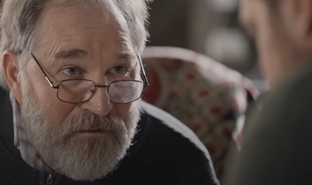 Zawiedziony dziadek, źródło: YouTube/Kino ukraińskie