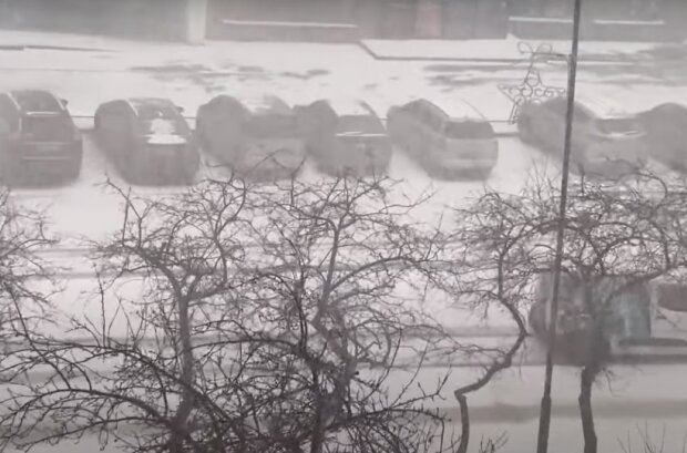 Opady śniegu/YouTube @Radio Radomsko.pl