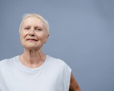 Z życia wzięte. Córka miała tylko podlewać kwiaty podczas mojej rehabilitacji. Sąsiadka zobaczyła, jak oprowadza po mieszkaniu pośrednika