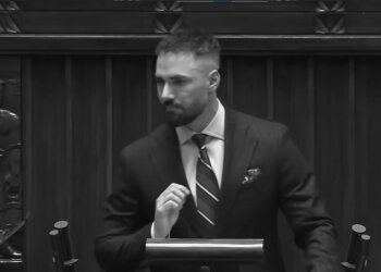 Łukasz Litewka, screen Youtube @SuperExpressOfficial