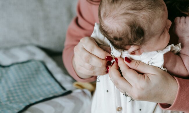 Z życia wzięte. "On tak marzył o byciu ojcem, ale brudną robotę zostawił mnie": Zmiana pampersa to dla niego upokorzenie, nie obowiązek taty