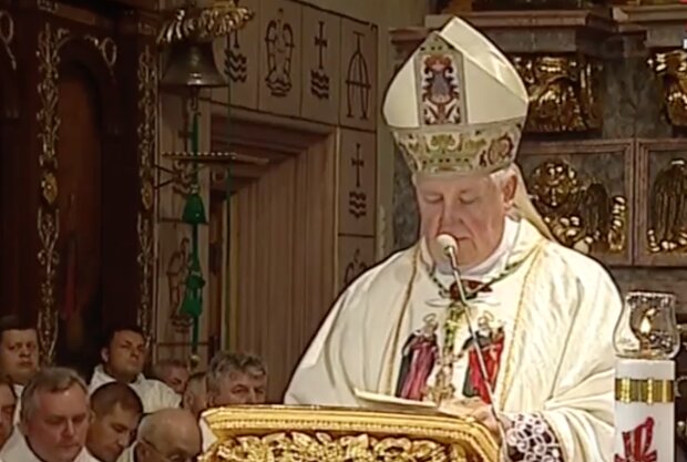Podziękowania od biskupa Kamińskiego. Screen: YouTube