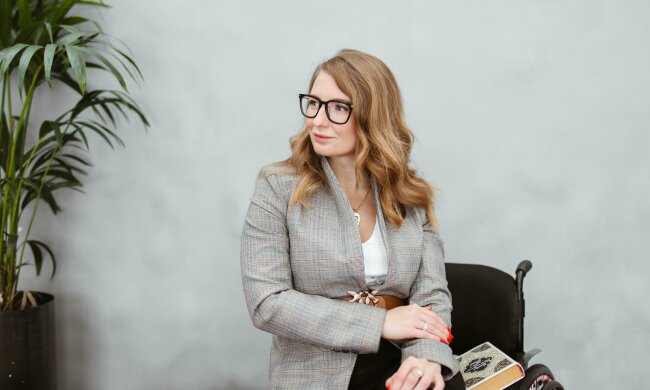 Z życia wzięte. Jedno zdanie męża zmiotło mnie z nóg: „Wyglądasz jak stara babcia”. Tego dnia wybrałam siebie