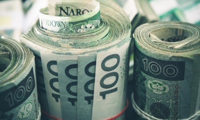 Mało kto słyszał o tej podwyżce. 1000 zł więcej od nowego roku dla wybranych. Kto ma szansę na wyższą pensję