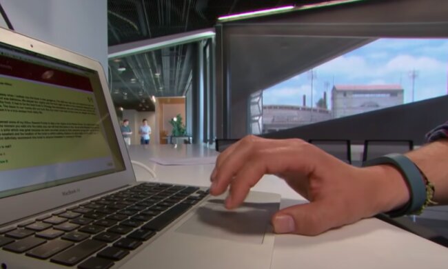 Ogromne zmiany dotyczące zakupów online! / YouTube:  CBC News