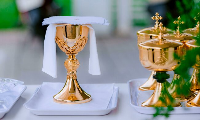 Skarbówka może zainteresować się prezentem na komunię. Kluczowe są te limity