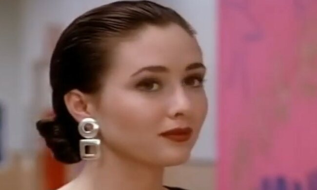 Shannen Doherty, screen Youtube @CreAtiVver