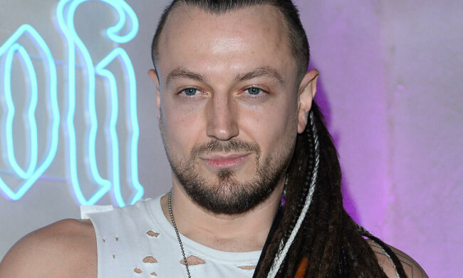 Alek Baron źródło: Youtube