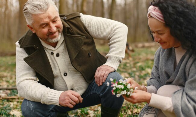 Z życia wzięte. "Mąż zamienił mnie na młodszą, a los ukarał mnie": Gdy ciężko zachorował, małolata uciekła w podskokach, a ja zostałam przy jego łóżku