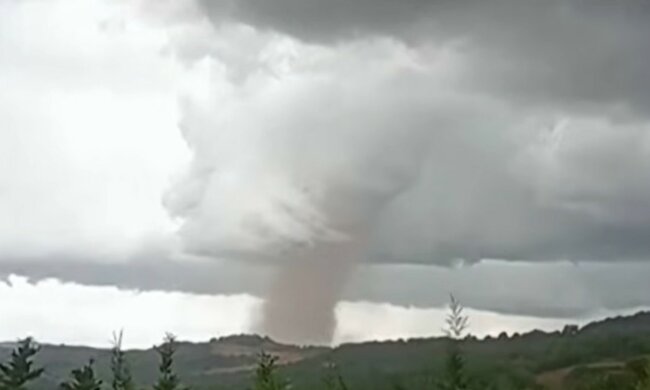 tornado, screen Youtube @euronews
