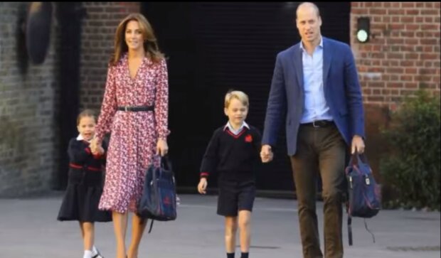 Książę William i księżna Kate z dziećmi/YouTube @Kocham Polskę