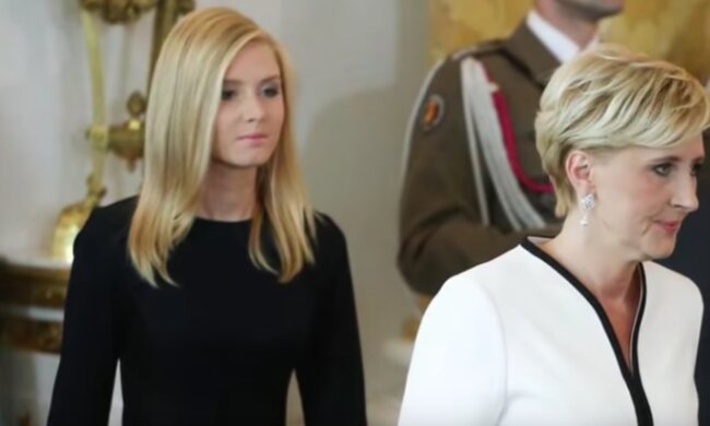 Wyszły na jaw zaskakujące informacje dotyczące doradczego stanowiska Kingi Dudy. Czy pracę załawiła jej mama