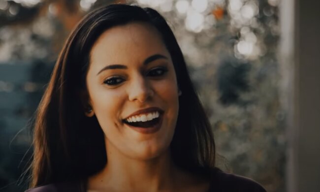 Kobieta/YouTube @Historie życiowe