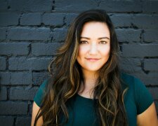 Z życia wzięte. "Wścibscy sąsiedzi uprzykrzali nam każdy dzień": Dopiero gdy ich ustawiłam, przestali nachodzić i czaić się pod drzwiami