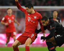 Dobra passa Bayernu Monachium przerwana! Lewandowski bez gola, ale z nieocenionym wsparciem z trybun [FOTO]