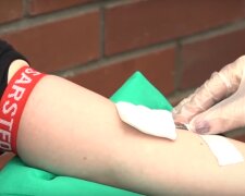 Kraków: dzisiaj ruszyła kolejna Wampiriada. Organizatorzy zachęcają do udziału w akcji krwiodawstwa. Taka pomoc jest bezcenna