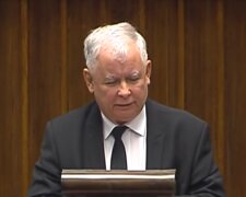 Jarosław Kaczyński przebywa na kwarantannie. Jak wygląda teraz dzień prezesa Prawa i Sprawiedliwości
