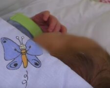 Porzucony noworodek w jednym z polskich miast. Przy dziecku znaleziono liścik