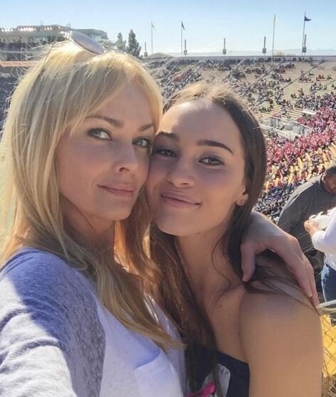 Izabela Scorupco z córką. Źródło: instagram.com
