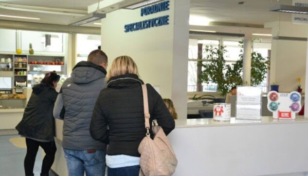 Rejestracja do lekarza. Źródło: pcuz.pl