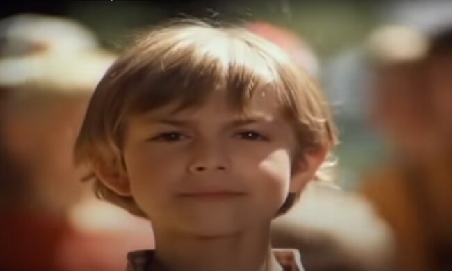 Sławomir Wronka jako Adaś Niezgódka/ YouTube @Bajkowy